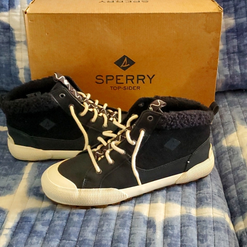Sperry leather high tops sz 9